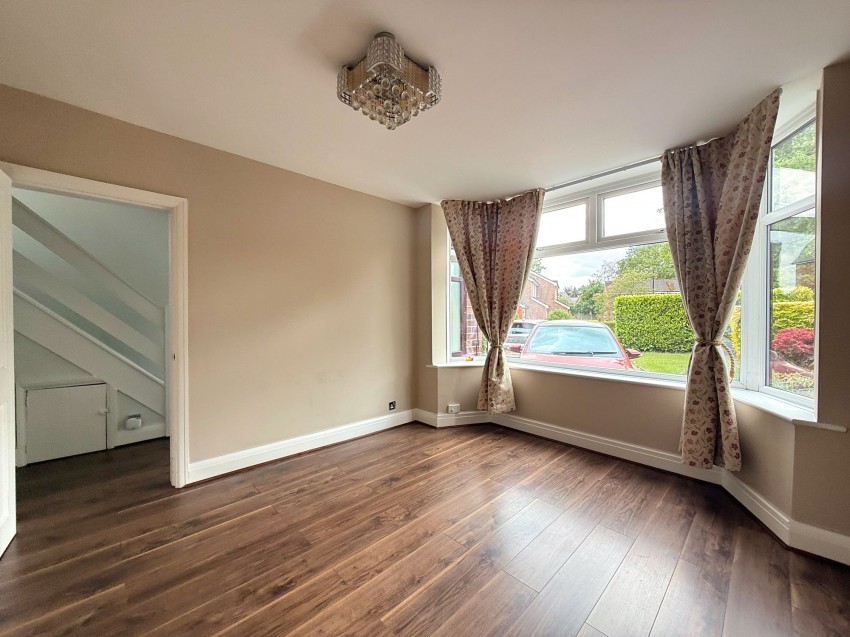 Images for Oakfield, Sale, M33