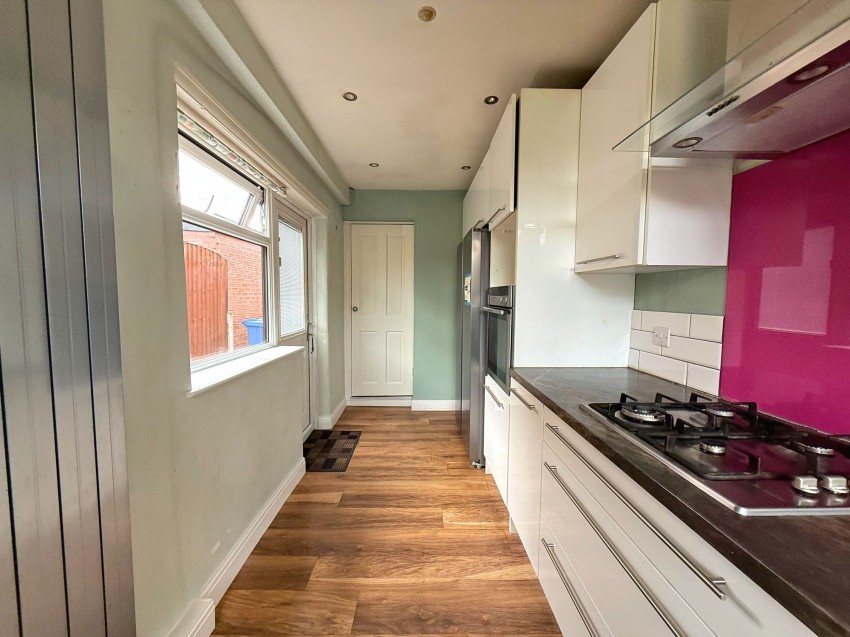 Images for Oakfield, Sale, M33