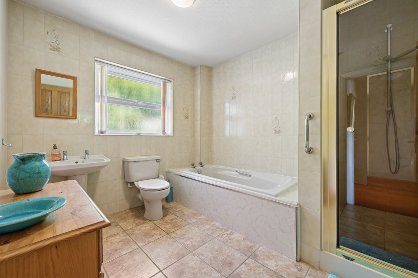 Images for The Paddock, Whaley Bridge, SK23