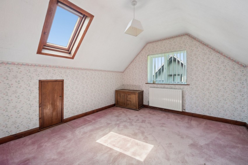 Images for The Paddock, Whaley Bridge, SK23