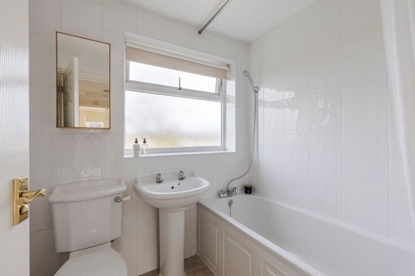 Images for Hunters Drive, Tarvin, CH3