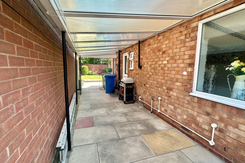 Images for Baslow Drive, Heald Green, SK8