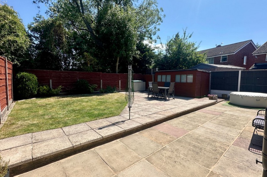 Images for Baslow Drive, Heald Green, SK8
