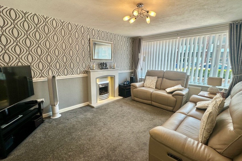 Images for Baslow Drive, Heald Green, SK8