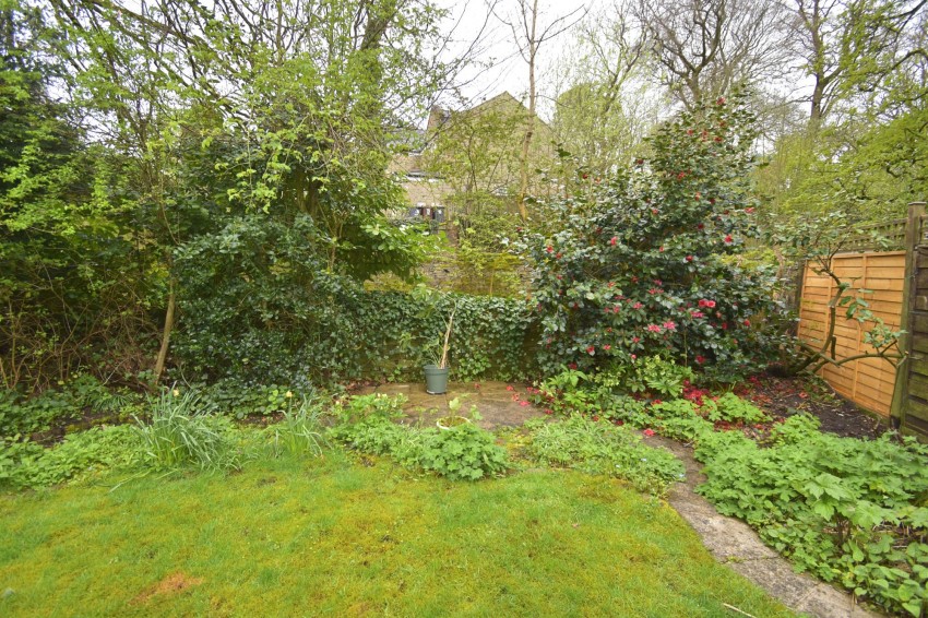 Images for Wood Gardens, Hayfield, SK22