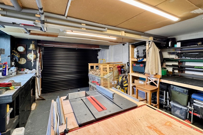 Images for Green Lane, Hollingworth, SK14