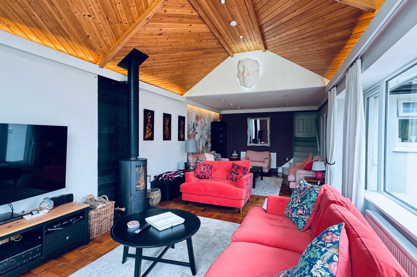 Images for Green Lane, Hollingworth, SK14