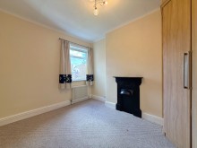 Images for Urban Road, Sale, M33