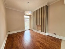 Images for Urban Road, Sale, M33