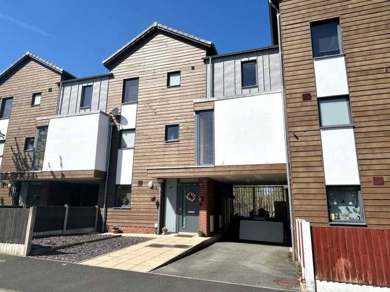 Longridge, Knutsford, WA16