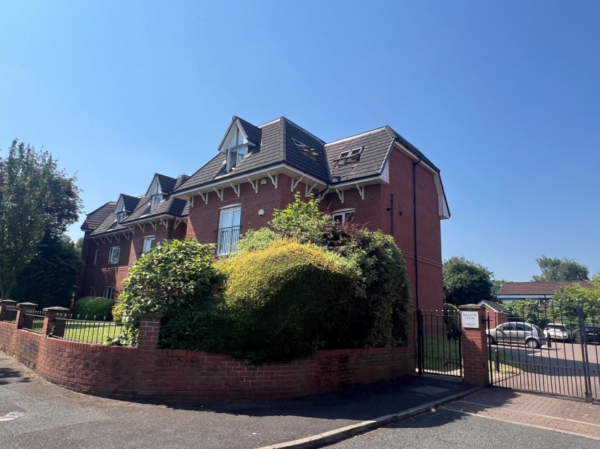 Images for Wellfield Lane, Hale, WA15
