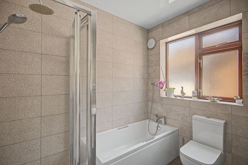 Images for Winchester Road, Hale, WA15