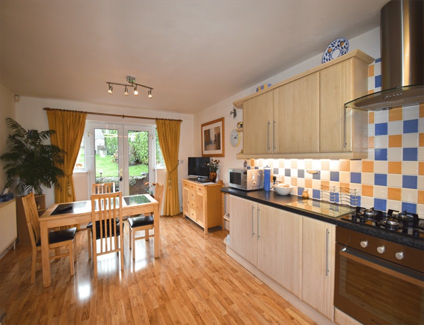 Images for Diglee Road, Furness Vale, SK23