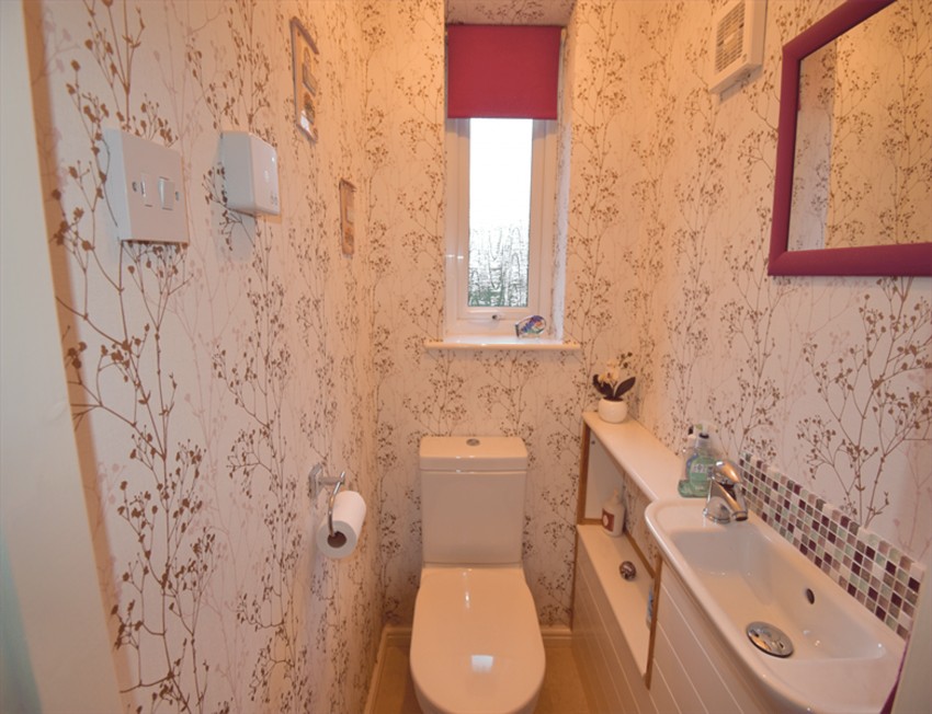 Images for Diglee Road, Furness Vale, SK23