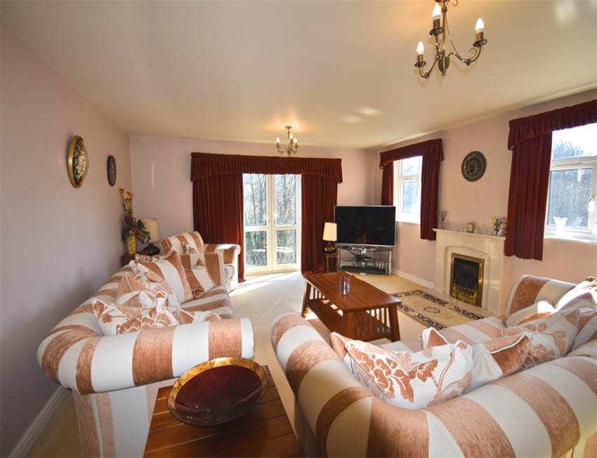 Images for The Sidings, High Peak