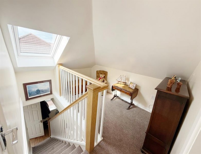 Images for Larchway, Bramhall, 