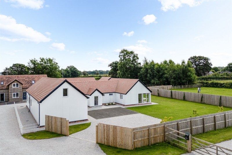 Sandy Brow Close, Tarporley Road, Cotebrook