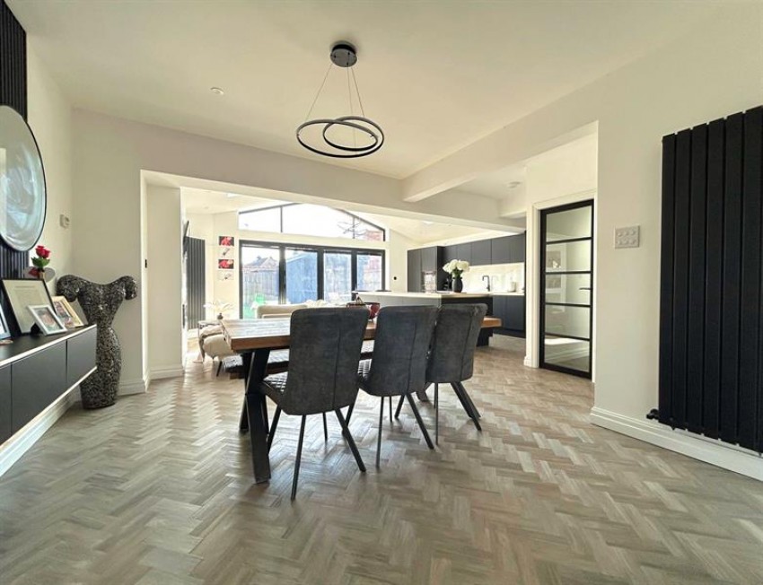 Images for Barnfield Crescent, Sale
