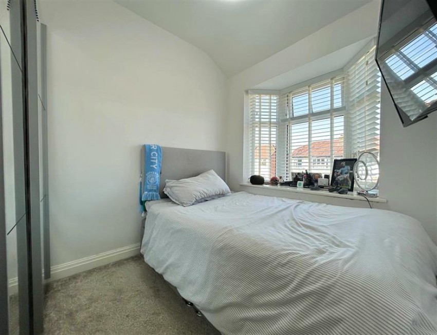 Images for Barnfield Crescent, Sale