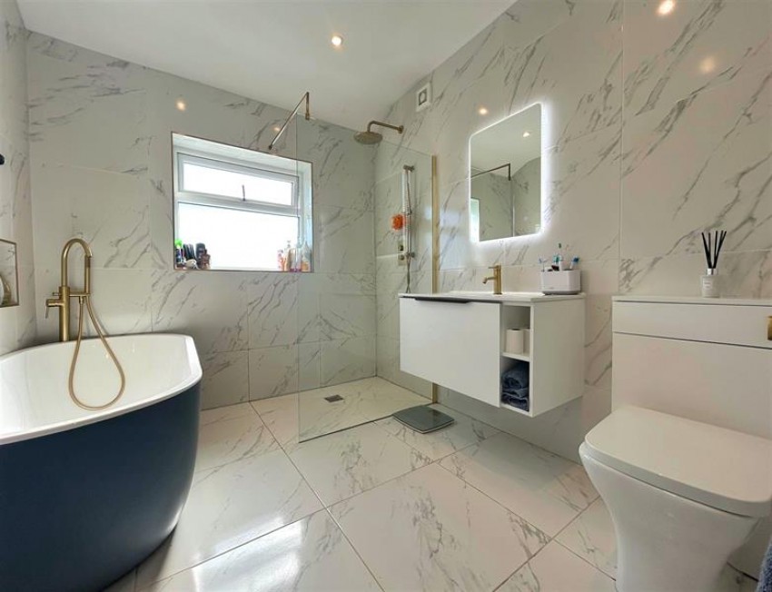 Images for Barnfield Crescent, Sale