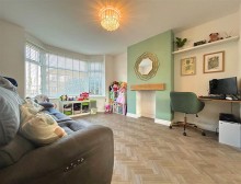 Images for Barnfield Crescent, Sale