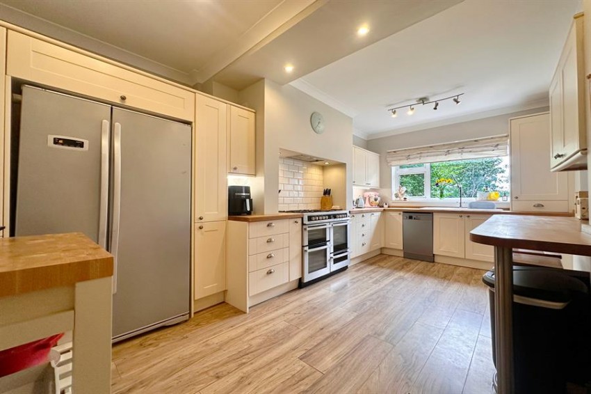 Images for West Park Avenue, Poynton