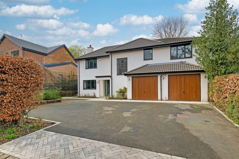 Carriage Drive, Frodsham