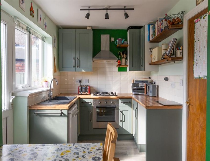 Images for Hill View Avenue, Helsby, Frodsham