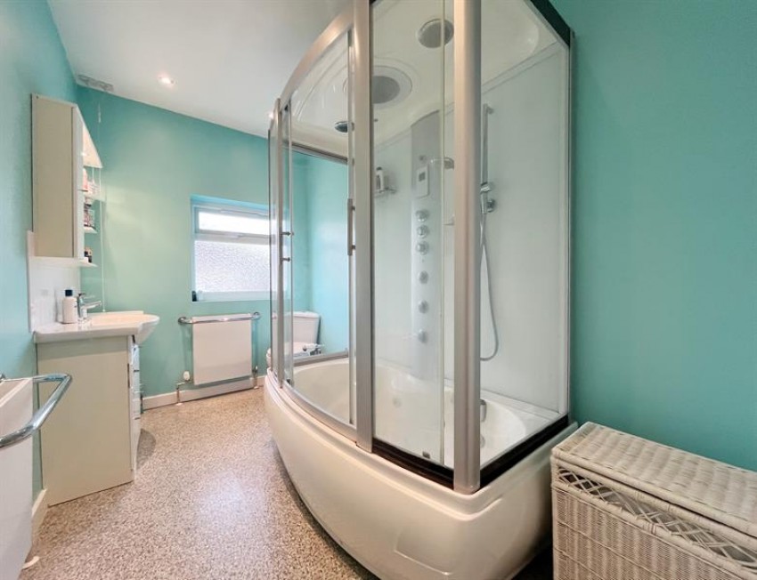 Images for North Park Road, Bramhall