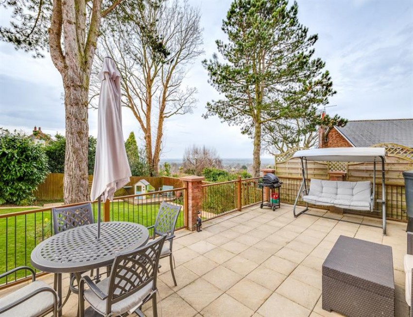 Images for 2200 square feet and spectacular views at West Acre Gardens