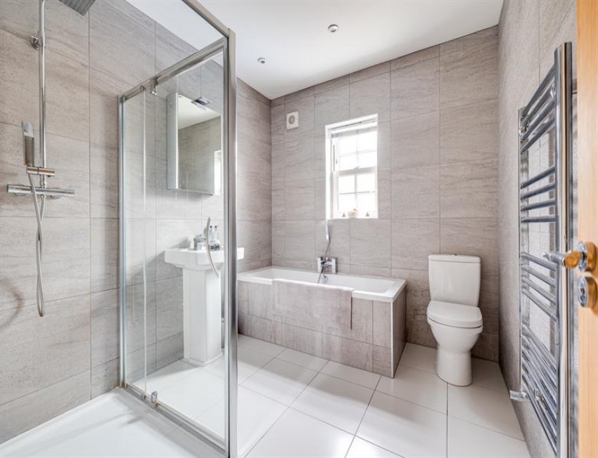 Images for 2200 square feet and spectacular views at West Acre Gardens