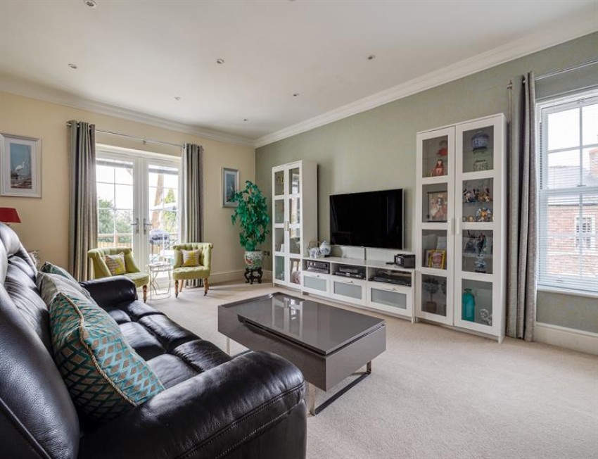 Images for 2200 square feet and spectacular views at West Acre Gardens