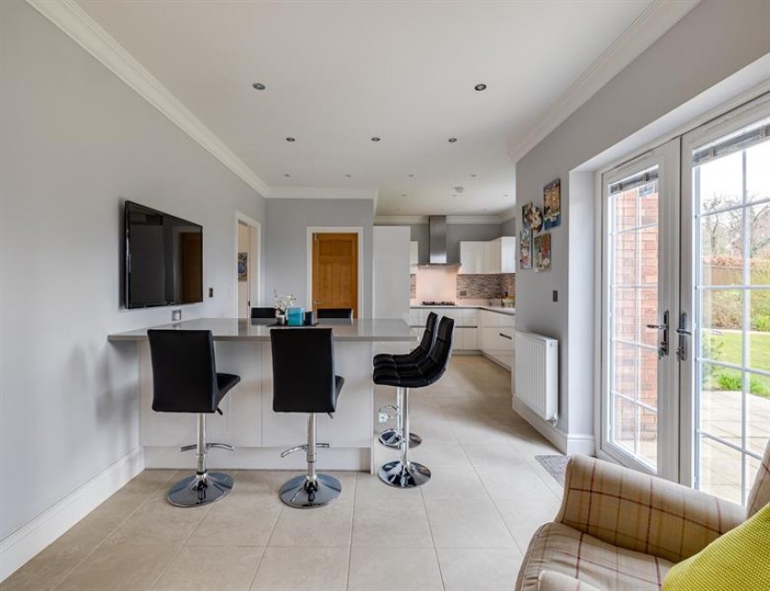 Images for 2200 square feet and spectacular views at West Acre Gardens