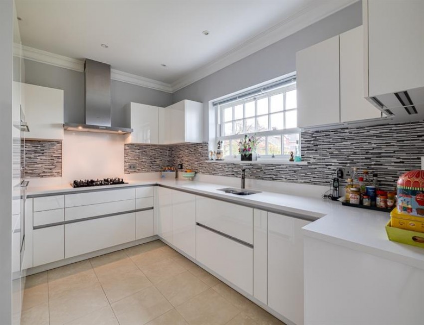 Images for 2200 square feet and spectacular views at West Acre Gardens