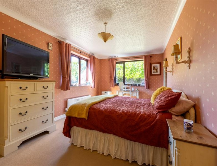 Images for Bungalow annexe and five acres in Mill Lane Kingsley