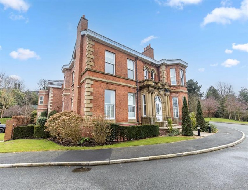Images for Barnfield House, St Hilarys Park, Alderley Edge