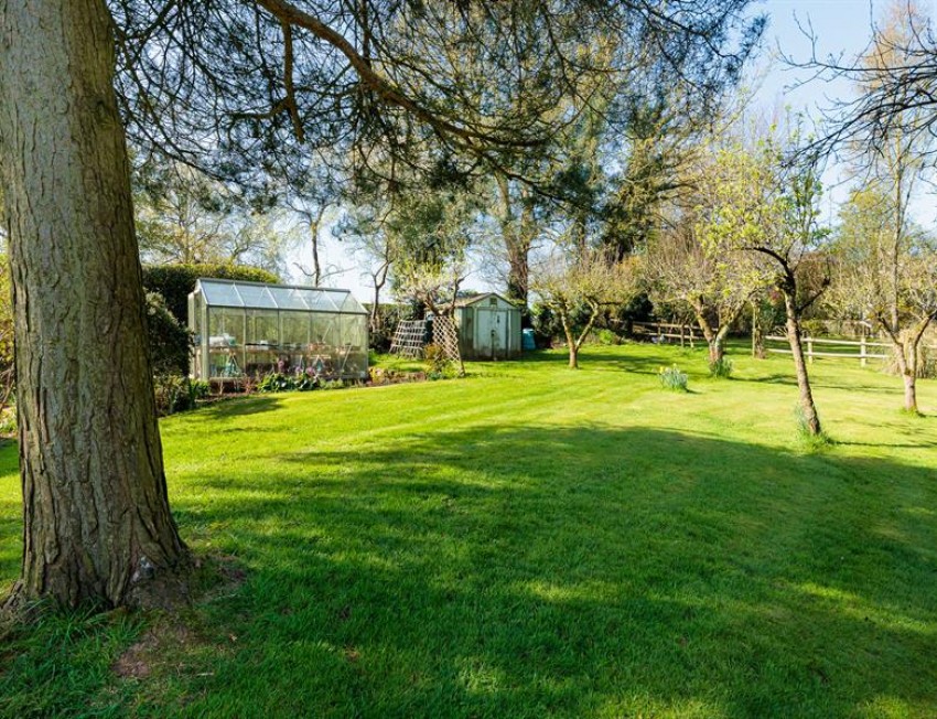 Images for Hollins Hill, Utkinton