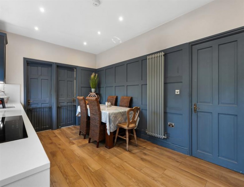 Images for Gingerbread Cottage, Little Ees Lane, Sale