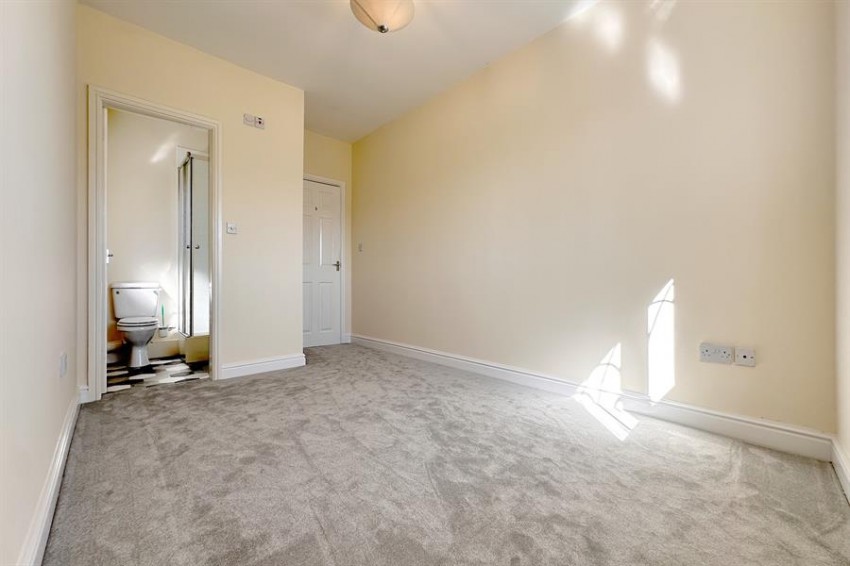 Images for Georges Court, London Road South, Poynton