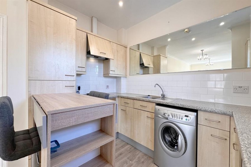 Images for Georges Court, London Road South, Poynton