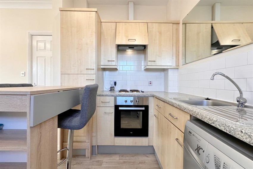 Images for Georges Court, London Road South, Poynton