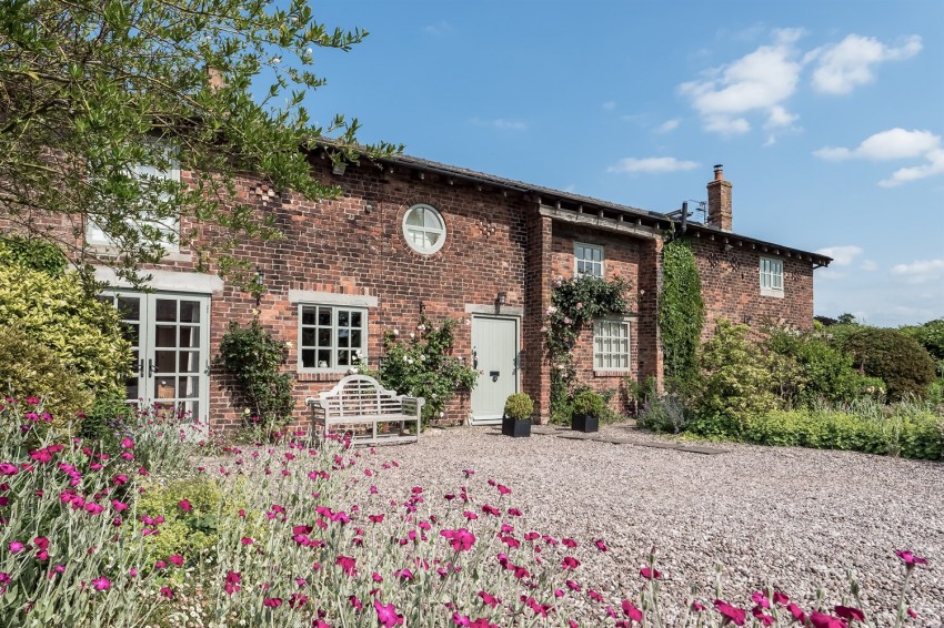 Images for Mill Lane, Alderley Edge