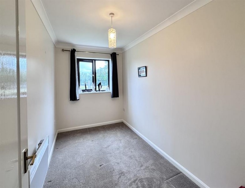 Images for Newshaw Lane, Hadfield, Glossop