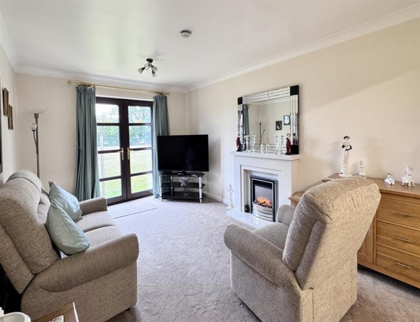 Images for Newshaw Lane, Hadfield, Glossop