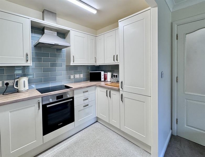 Images for Newshaw Lane, Hadfield, Glossop