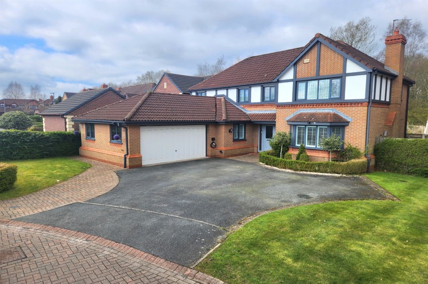 Images for Barshaw Gardens, Appleton, Warrington