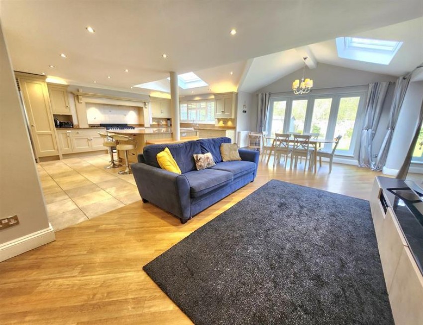 Images for Barshaw Gardens, Appleton, Warrington