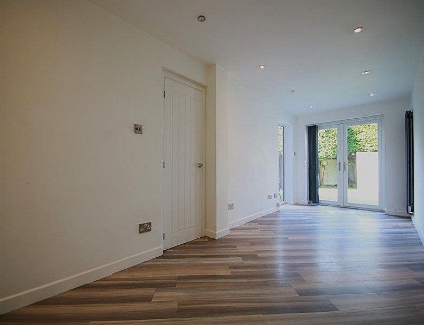Images for Lyndhurst Close, Wilmslow