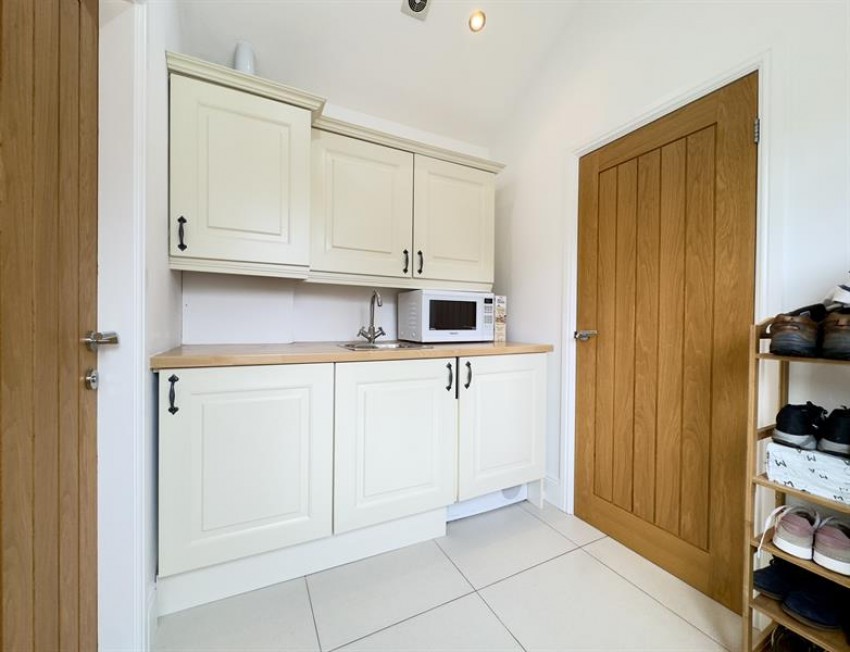 Images for Chester Road, Poynton