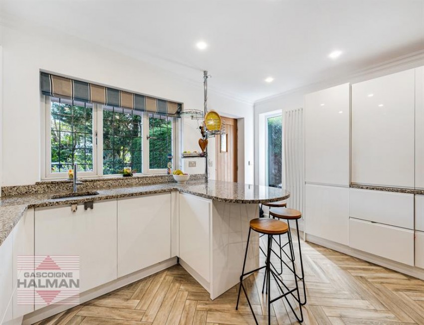 Images for Bramhall Lane South, Bramhall